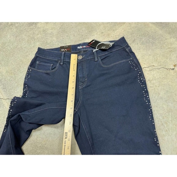 Style & Co Denim Capri Womens 8 Stretch Fit Bedazzled Rhinestone Sides 30x24 - Picture 10 of 11